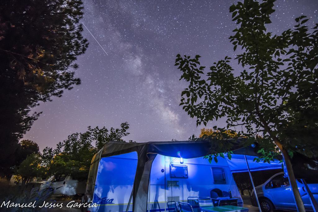 Camping Valdearenas Iznájar Exterior foto